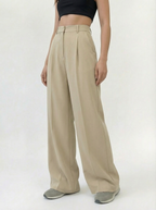 Ellery™